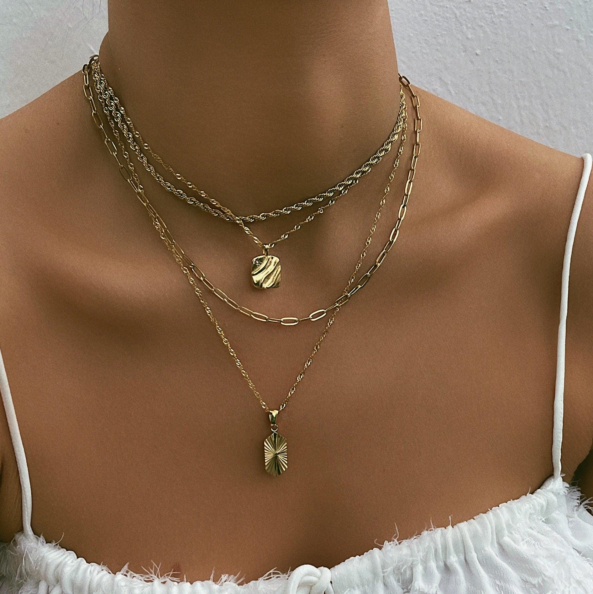 Aida Necklace - Image 4