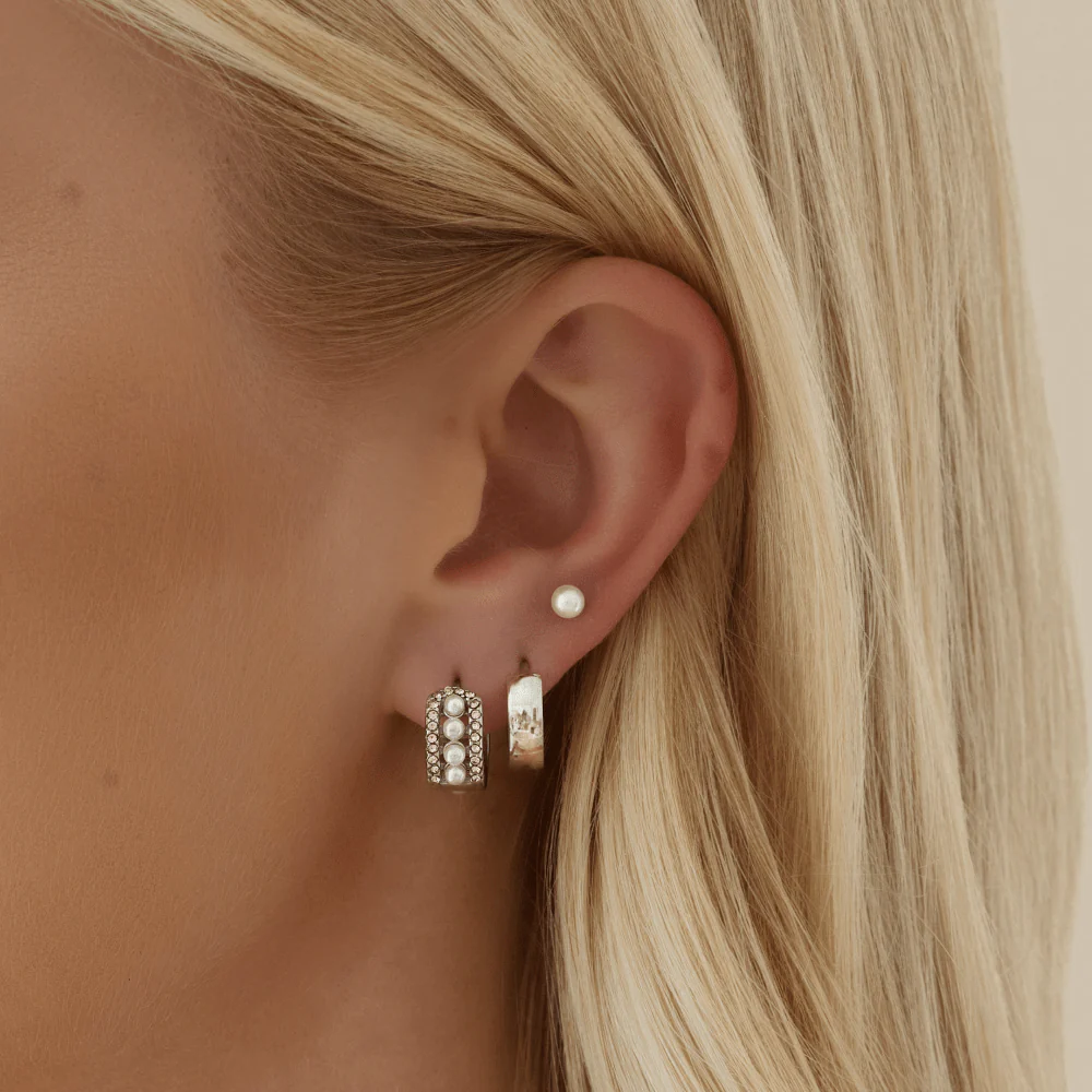 Anshi Pearl Hoop Earrings - Image 7