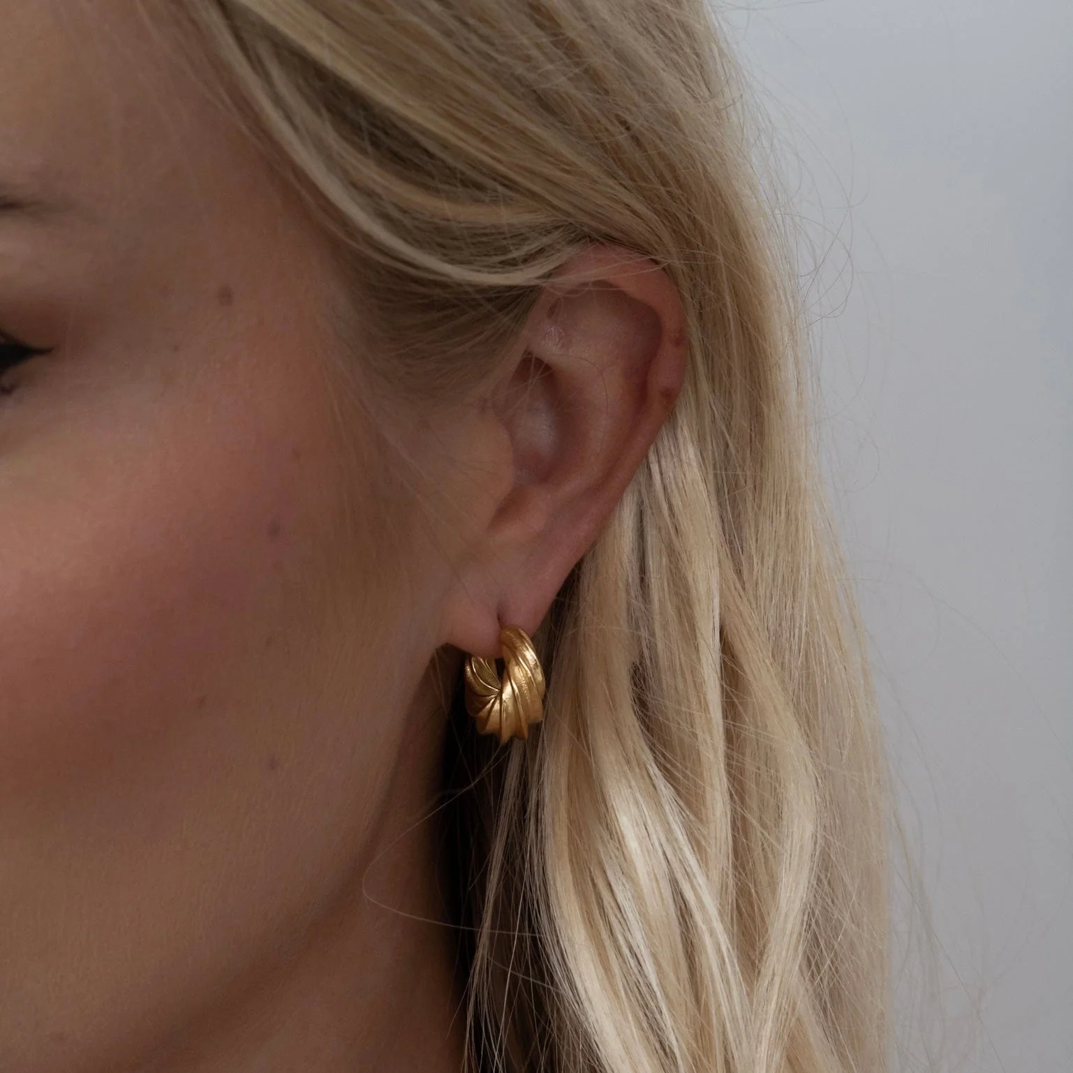 Carmel Hoop Earrings - Image 2