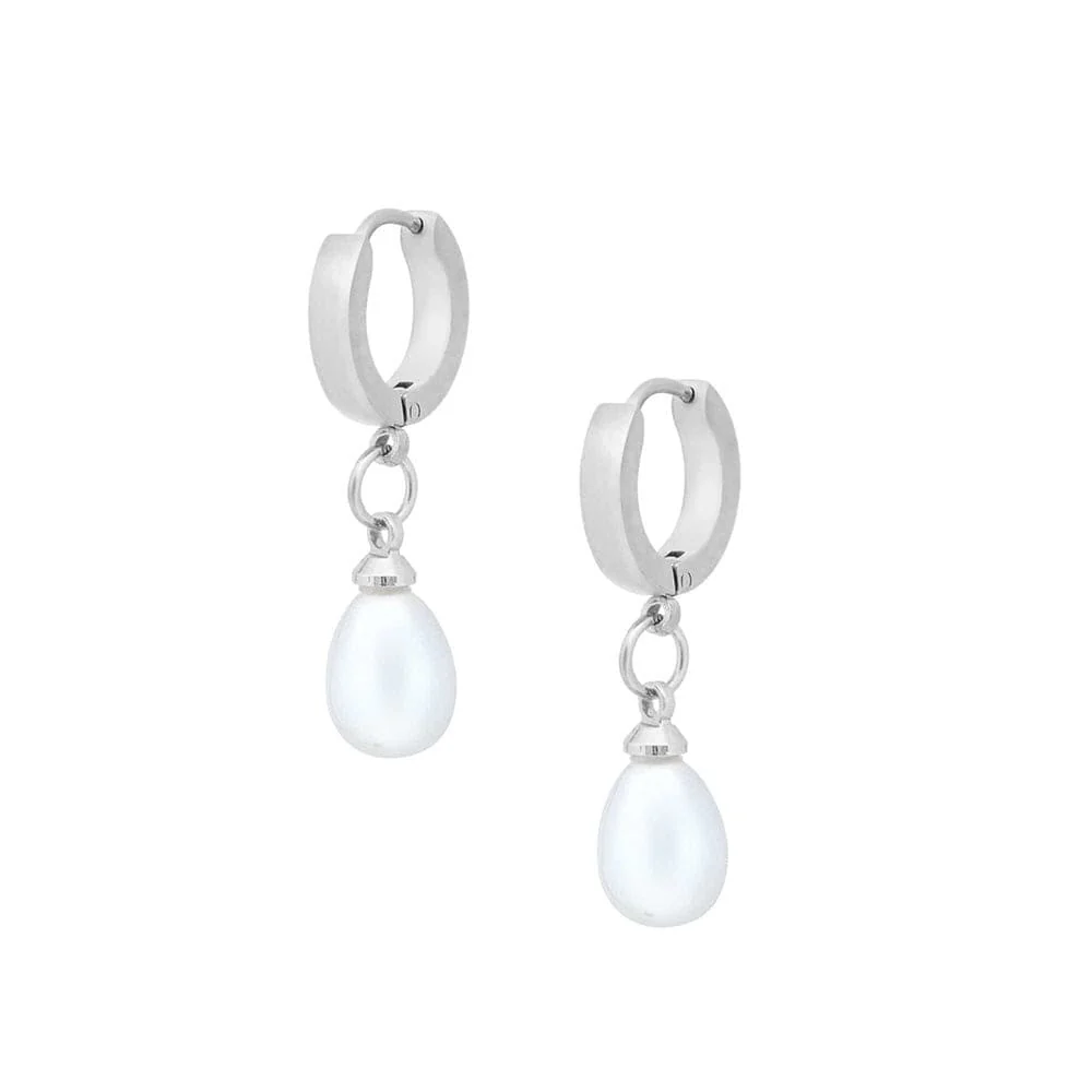 Chlo Pearl Hoop Earrings - Image 3