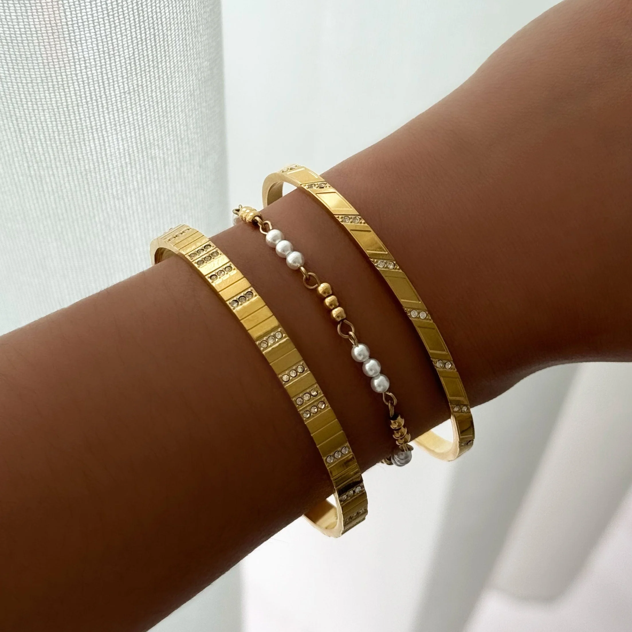 Cosmo Pearl Bracelet - Image 5