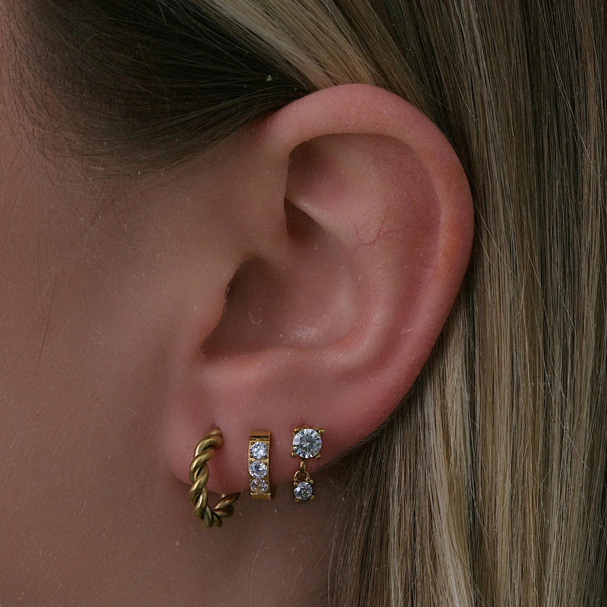 Daphne Hoop Earrings - Image 7