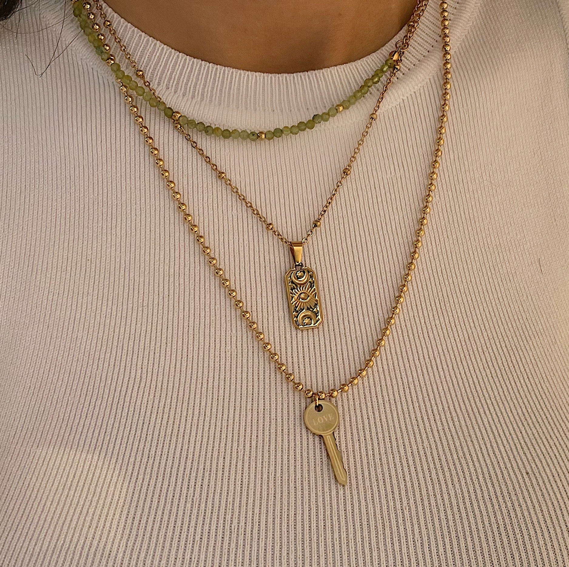 Elsie Peridot Choker Necklace - Image 12