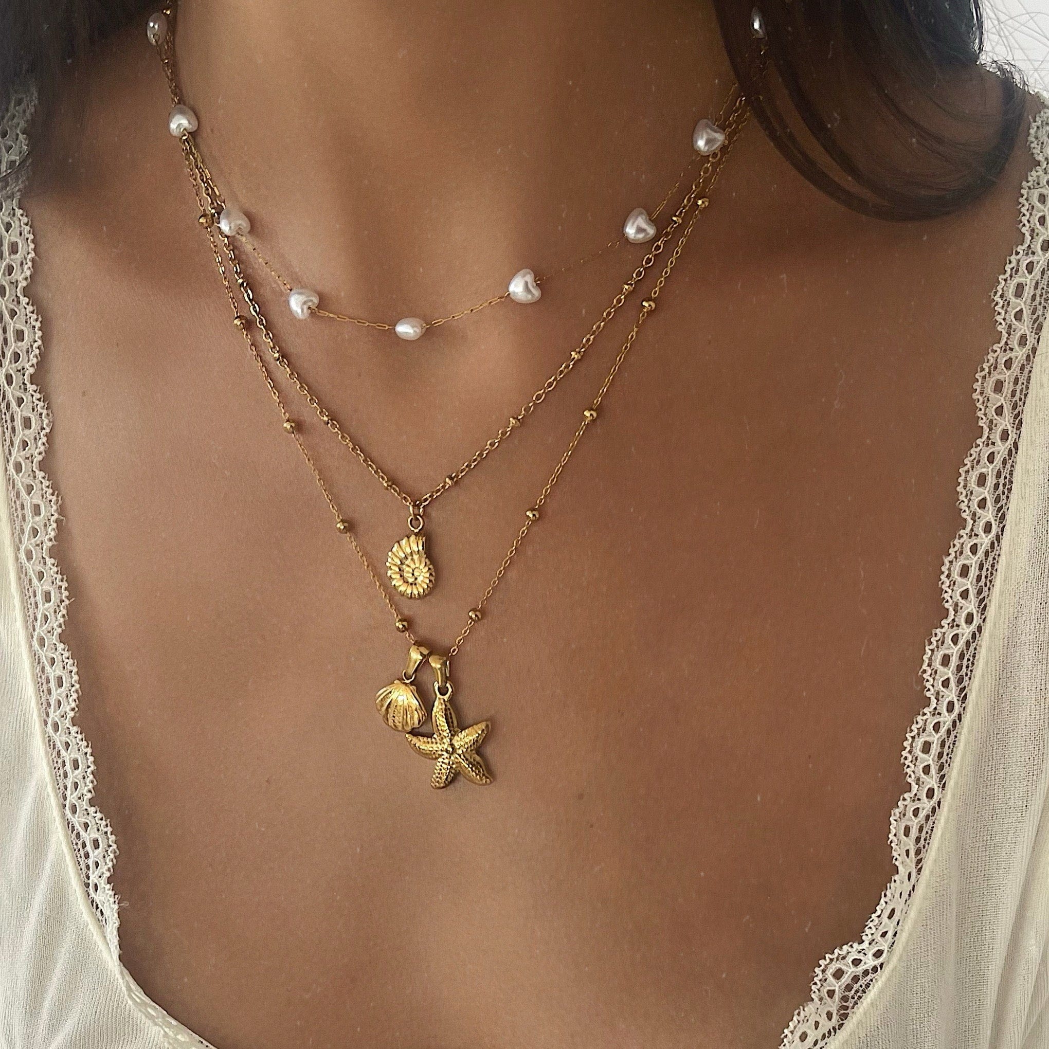 Holiday Romance Pearl Choker - Image 2