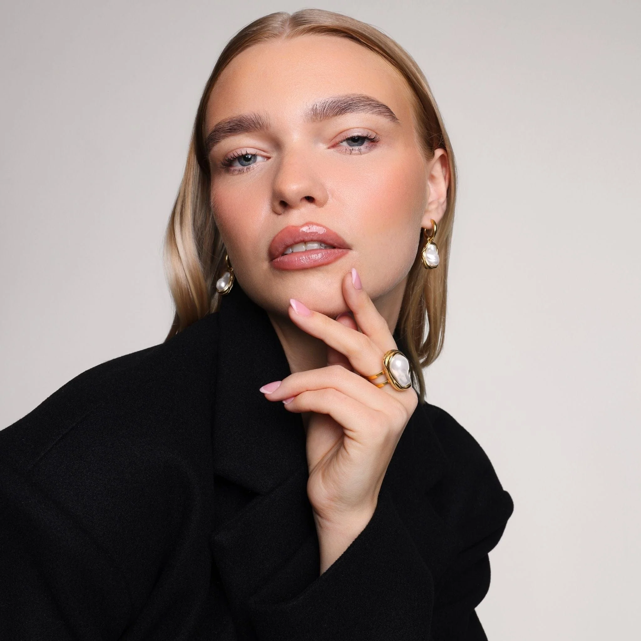 Laurel Pearl Ring - Image 5