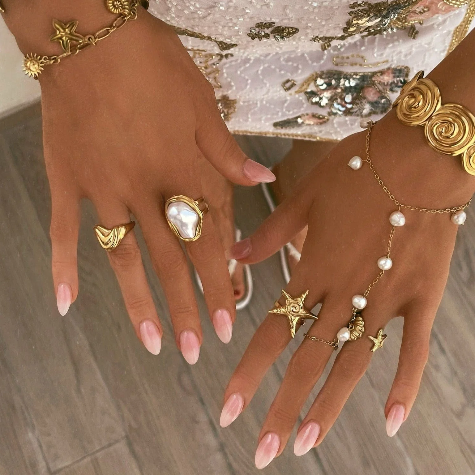 Laurel Pearl Ring - Image 12