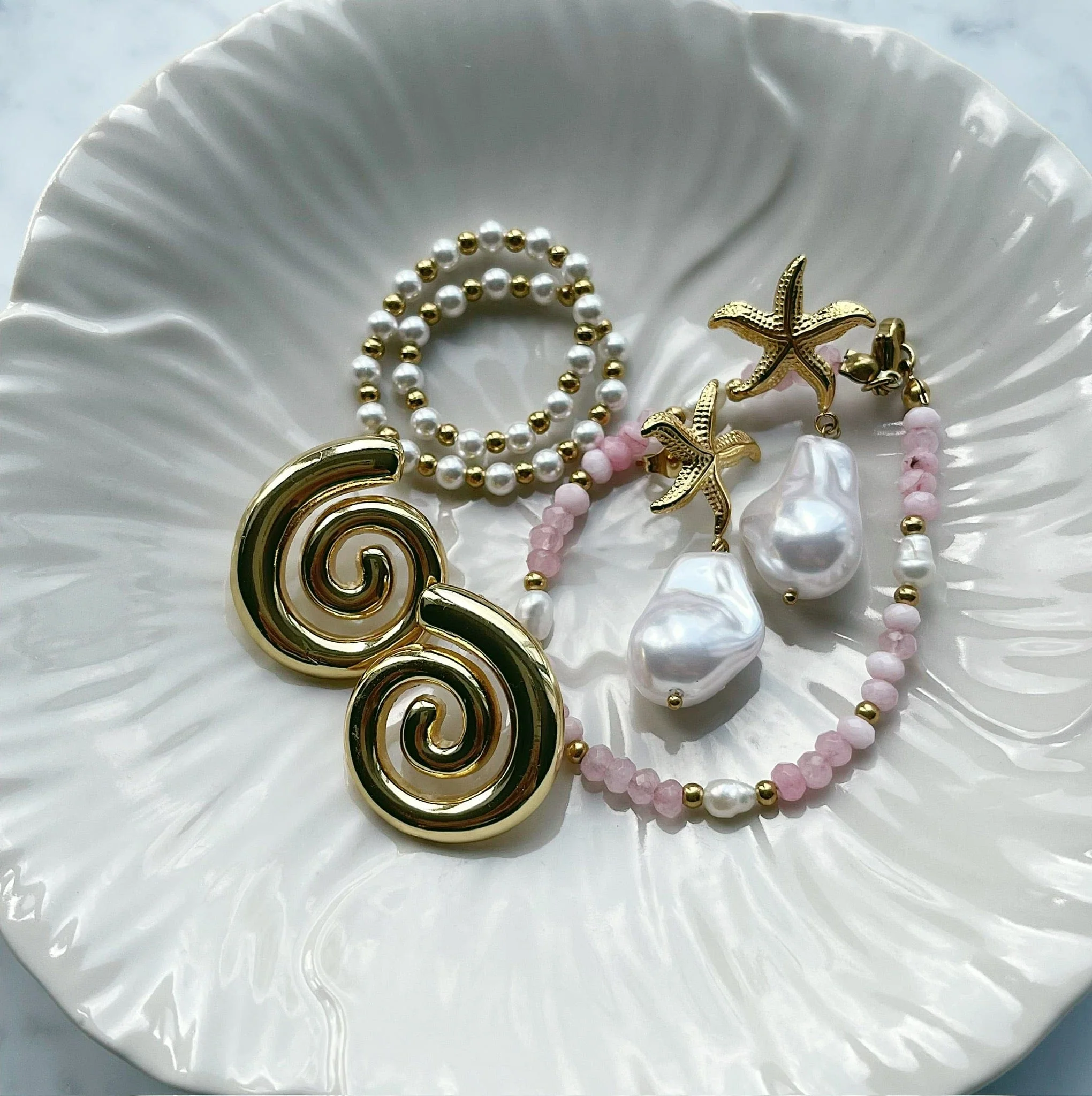 Lila Pearl Bracelet - Image 3