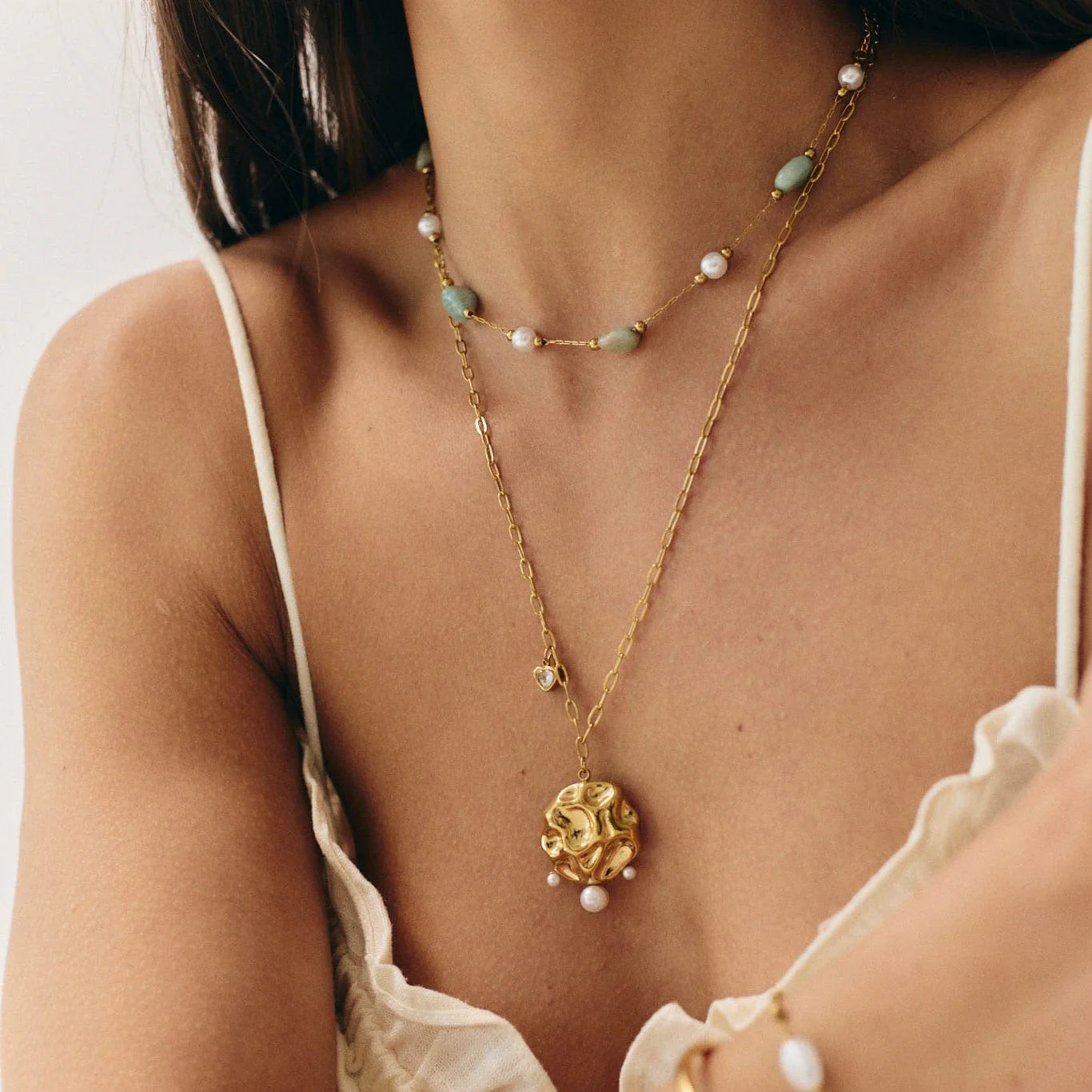 Luau Choker Necklace - Image 4