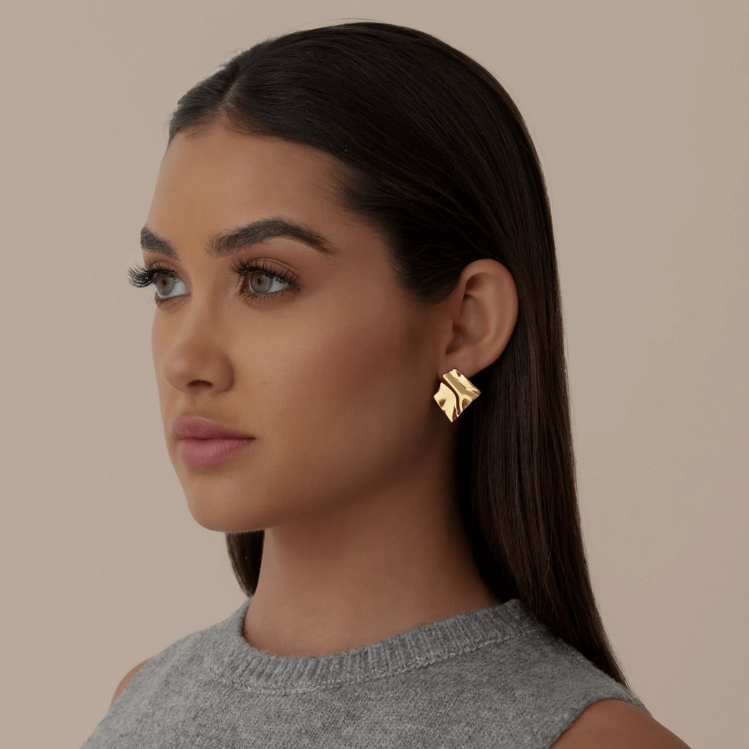 Myra Stud Earrings - Image 3