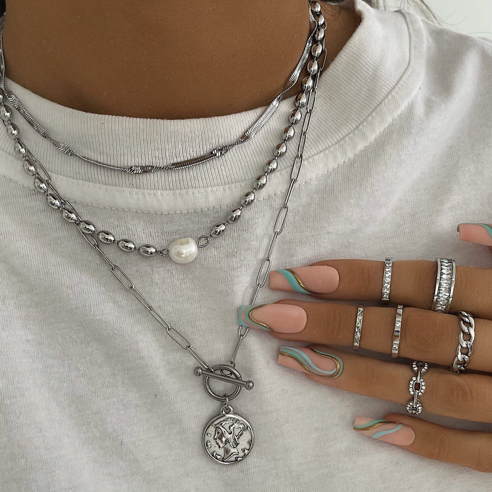 Olivia Pearl Necklace - Image 5