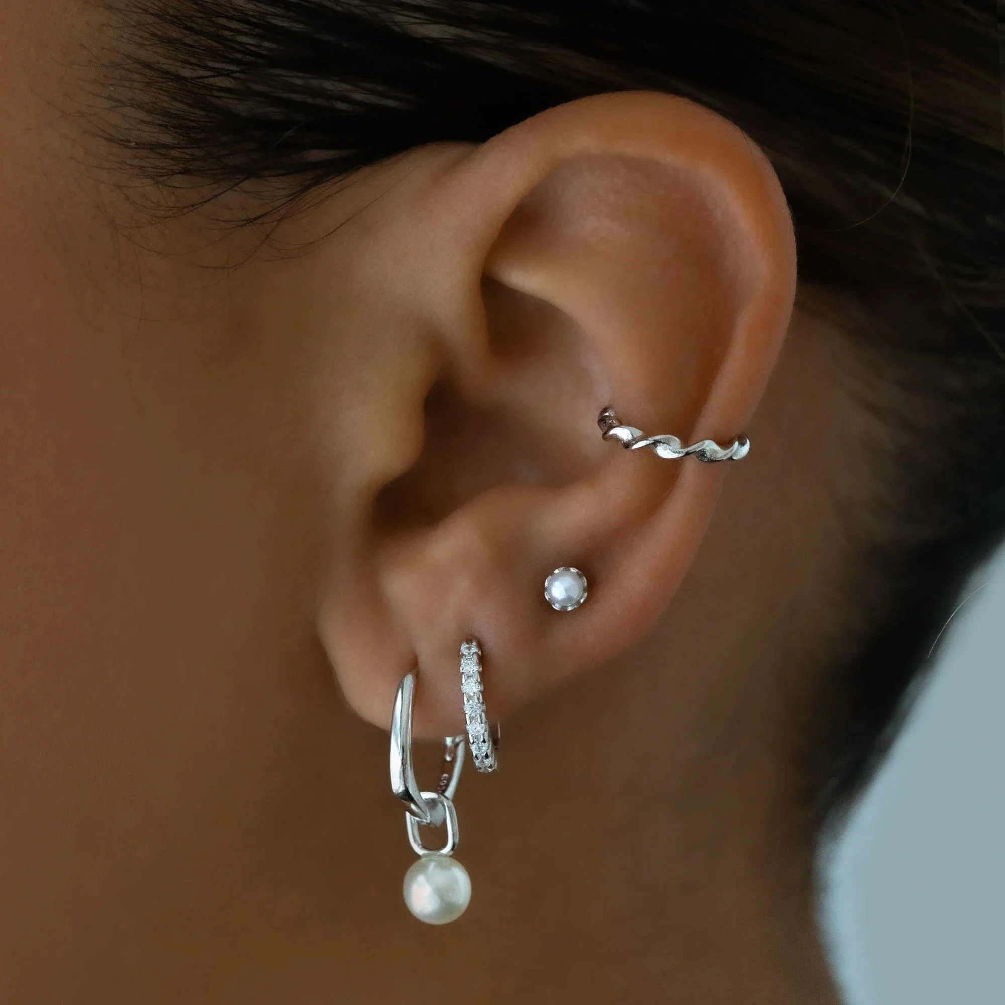 Maya Pearl Stud Earrings - Image 2