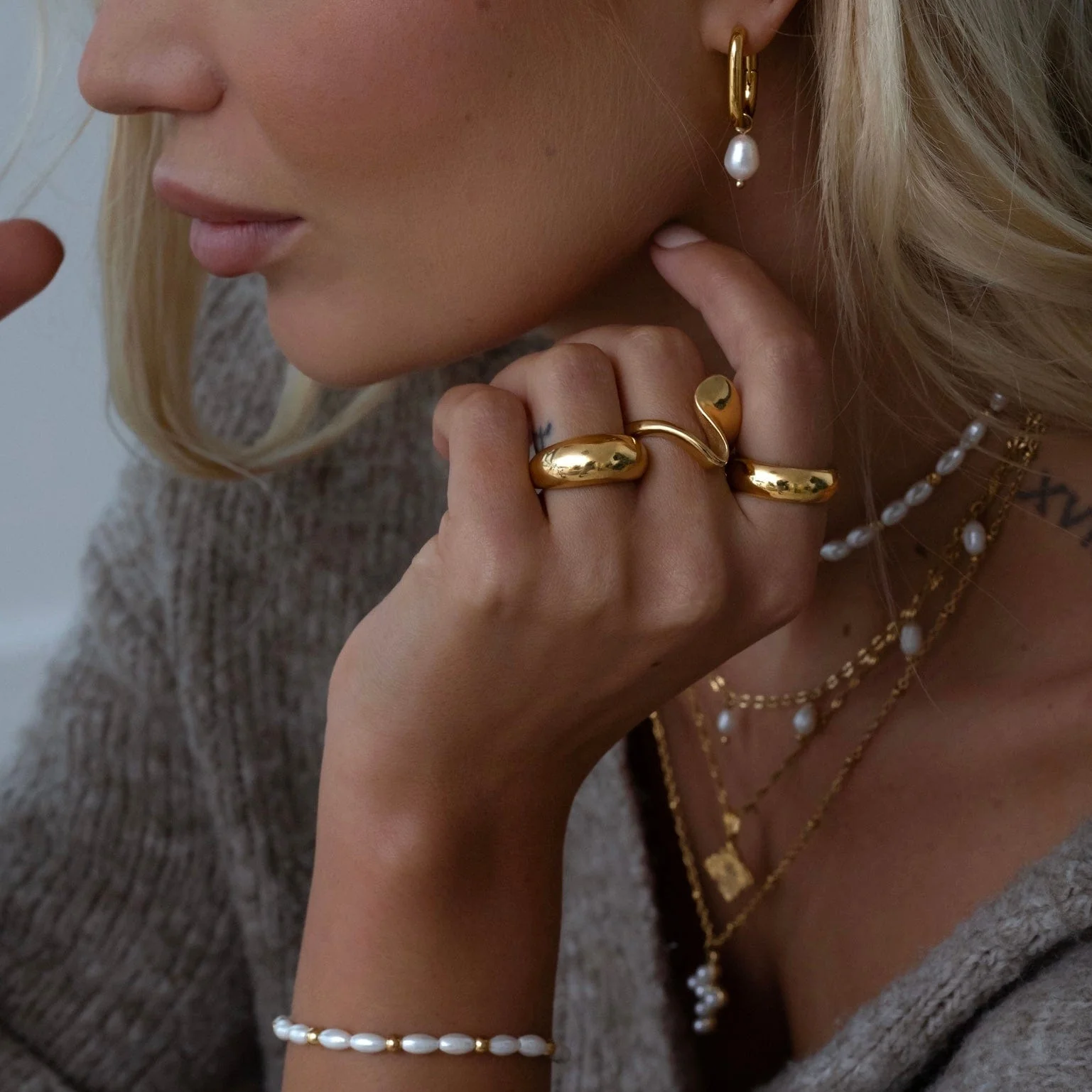 Pina Colada Pearl Bracelet - Image 9