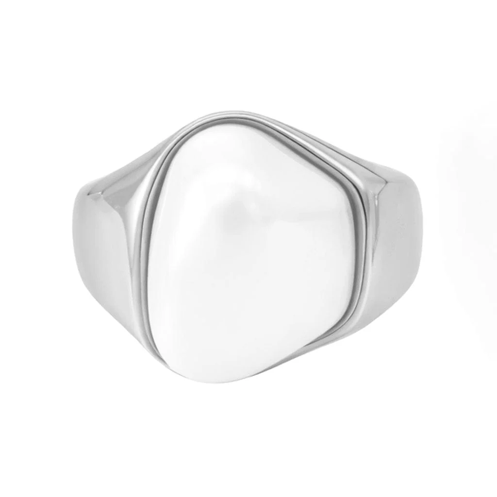 Soho Pearl Ring - Image 6