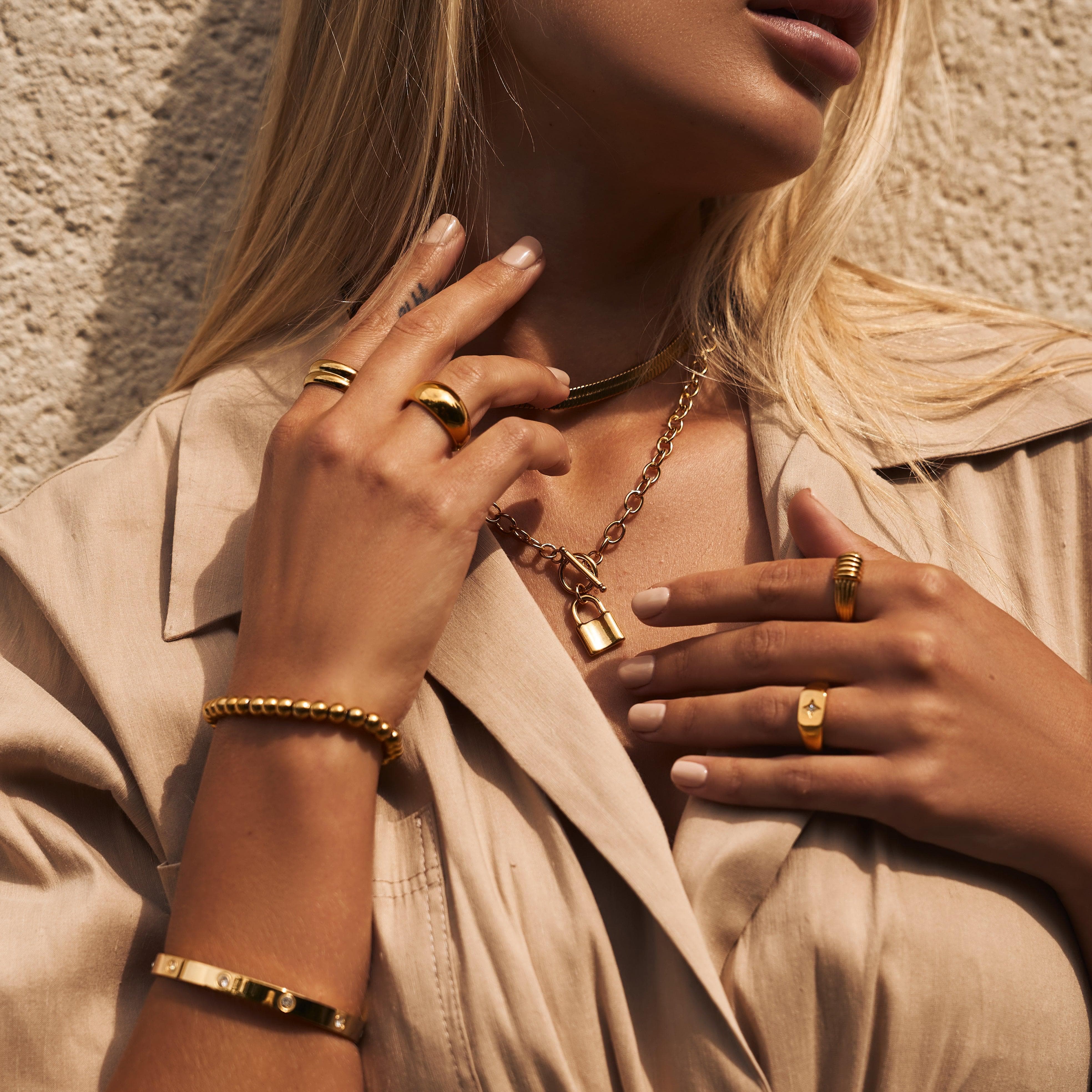 Suki Lock Tbar Necklace - Image 4