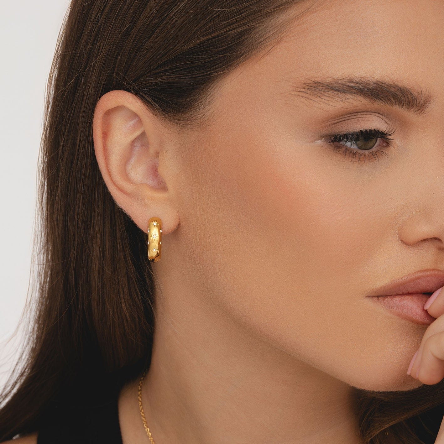 Vega Hoop Earrings - Image 3